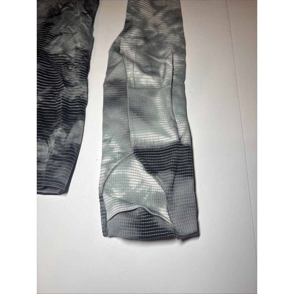 Lululemon Runderful Long Sleeve Space Dye Camo White Silver Spoon Size 6 - Picture 3 of 9